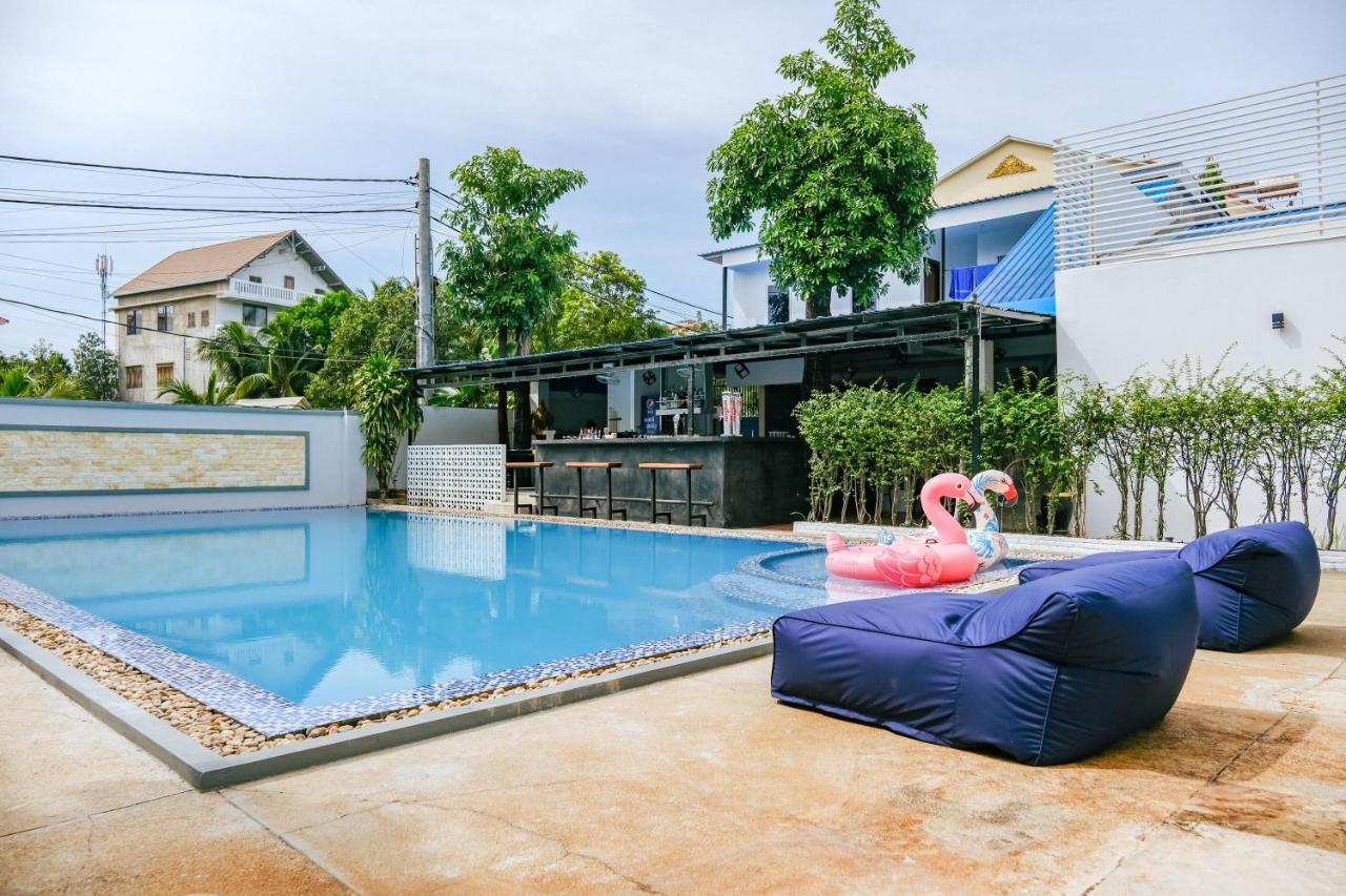Queentown Hostel Siem Reap Eksteriør bilde